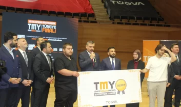 Türkiye’nin en büyük münazara organizasyonu Ankara’da final yaptı