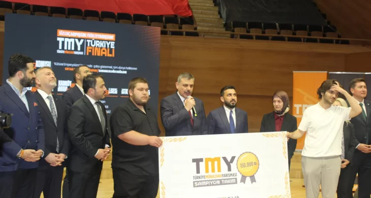 Türkiye’nin en büyük münazara organizasyonu Ankara’da final yaptı