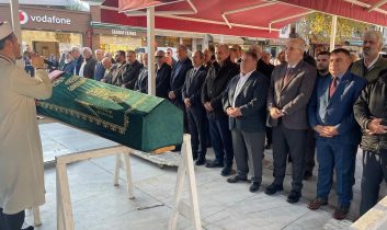 Gazeteci-Belgeselci  Türksoy’un “kardeş” acısı