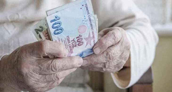 Emekli Sandığı kapsamındaki bayram ikramiyeleri bugün hesaplarda