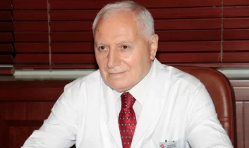 Uluslararası Bilim Otoritelerinden Prof. Dr. Haberal’a Büyük Övgü: “O, İnsanlığın Kalbindeki İyilik Meleğidir”