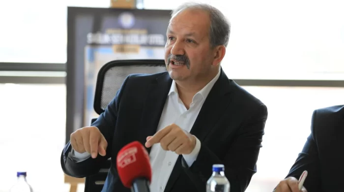 “Üniversite hastanelerinin sorunlarını gündemden düşürmeyeceğiz”