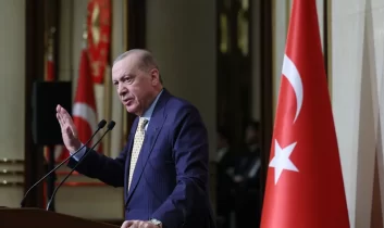 Vahdettin Köşkü’nde özel iftar: Erdoğan çifti devlet himayesindeki çocukları ağırladı