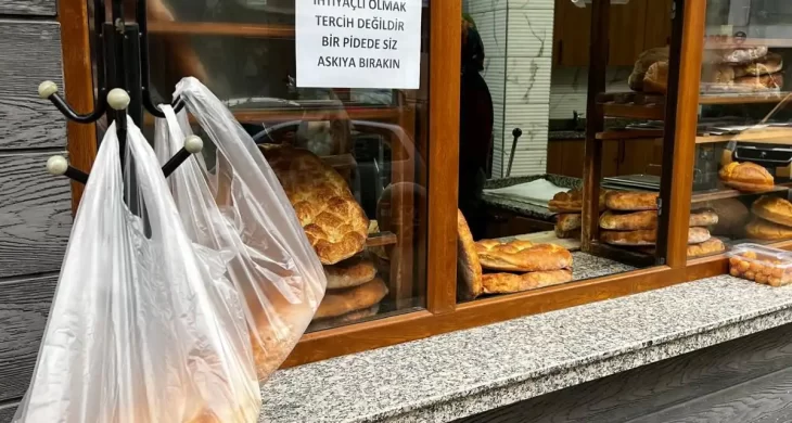 Vakfıkebir’de askıda pide kampanyası başlatıldı