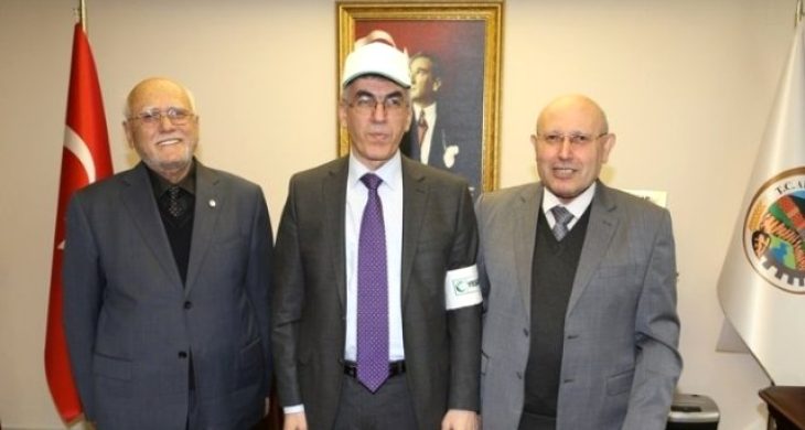 Vali Ataklı’ya Yeşilay Kolluğu Takıldı