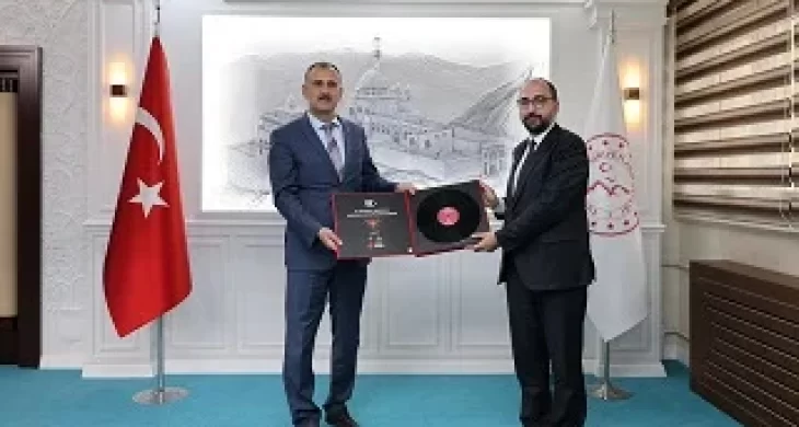 Vali Bozkurt, İletişim Başkanlığı Erzurum Bölge Müdürü Küçükece ile görüştü