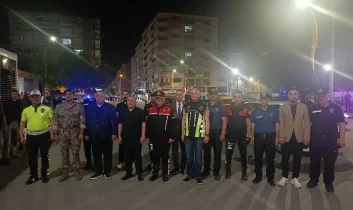 Vali Hatipoğlu ve Emniyet Müdürü Karan denetimleri yerinde takip etti