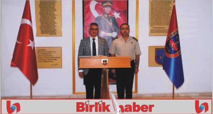 Vali Pekmez İl Jandarma ve Garnizon Komutanlığını ziyaret etti
