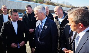 Vali Mehmet Makas, milletvekili ve bürokratlarla  Akçakoca’da