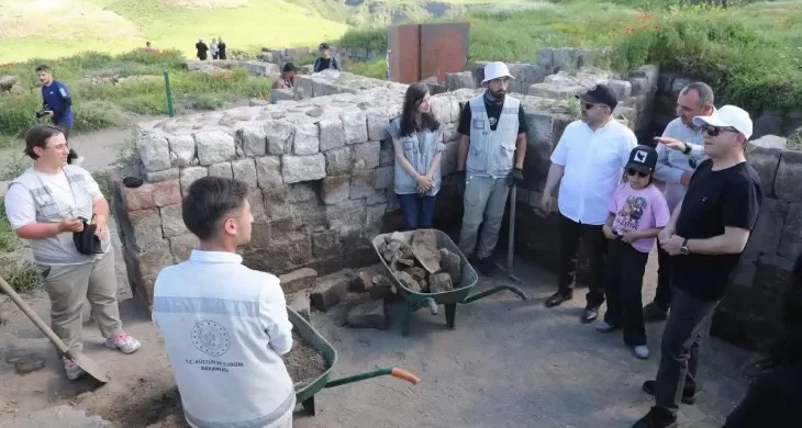 Vali Polat ve Milletvekili Çalkın’dan Ani Örenyeri’nde inceleme