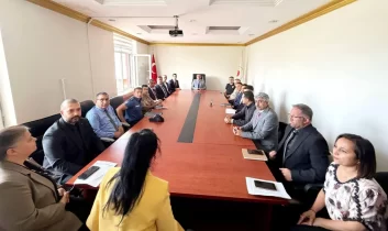 Vali Ziya Polat’tan Digor’a Ziyaret: İlçedeki Çalışmalar Masaya Yatırıldı