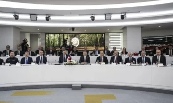 Valiler Ankara’da yangın gündemiyle toplandı