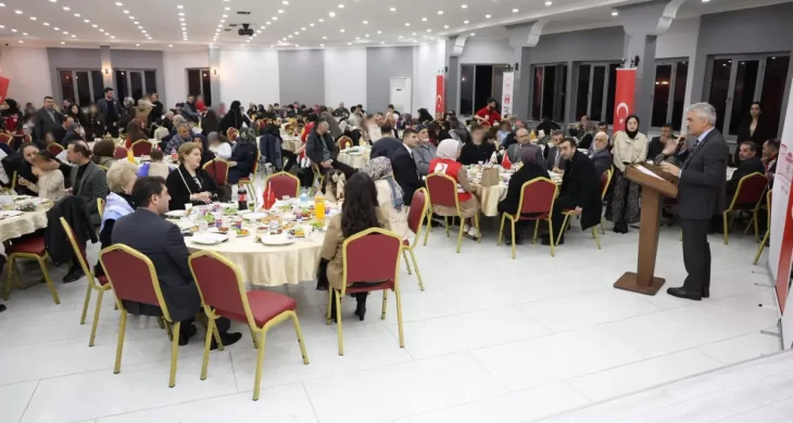 Valilik “Yetimler Günü” için “Anlamlı bir iftar”programı düzenledi