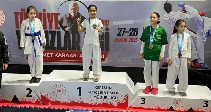 Kars’ın “altın” kızları Giresun’u salladı!