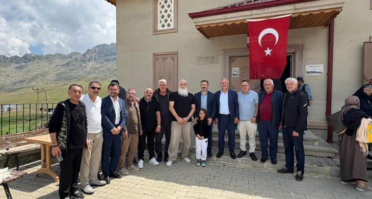 Ovit Hacı Hakkı Ekşi Camii’nde Kur’an ziyafeti