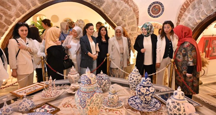 800 yıllık tarihi hamam kadınların kültür ve sanat yuvası oldu