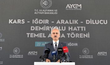 Kars-Iğdır-Aralık-Dilucu Demiryolu Hattının temeli atıldı!