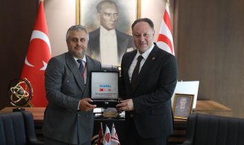 Global Business Management İş İnsanları Derneği, Kıbrıs Cumhuriyet Meclisi’ni ziyaret etti