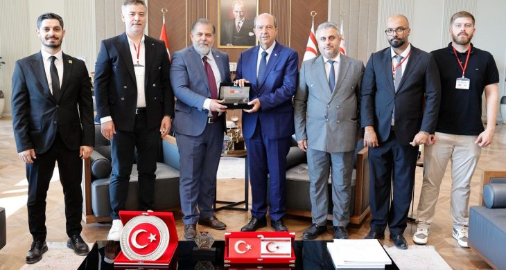 İngiltere’deki Türk Dünyasından KKTC Cumhurbaşkanı Ersin Tatar’a destek ziyareti