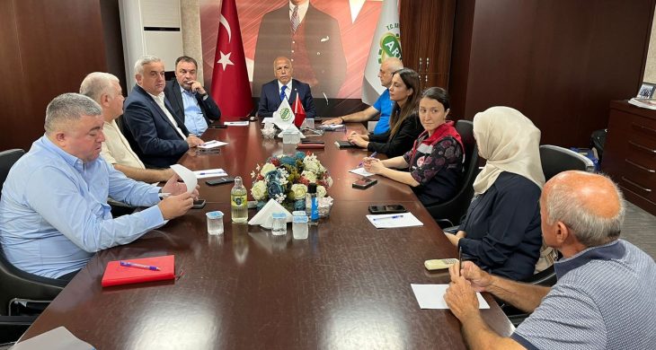 Artvin’de, balın kilogramı bin 500 lira olarak belirlendi