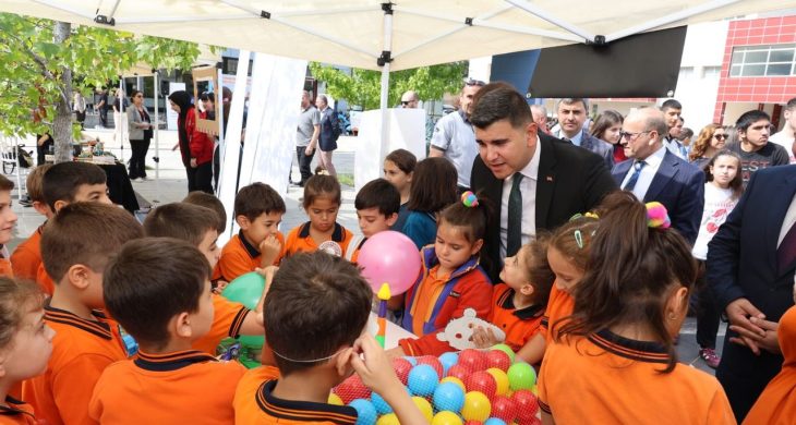 Artvin’de “Bilge Artvin Doğanın Mühendisliği” temalı bilim şenliği başladı