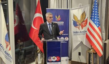 Bakan Memişoğlu: Sağlıkta ithal eden değil, ihraç eden bir Türkiye kuruyoruz