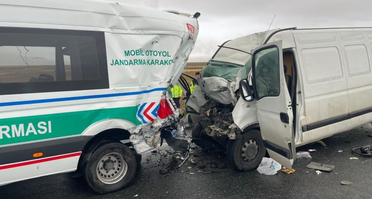 Aksaray’da feci kaza: 2 asker şehit, 1 sivil hayatını kaybetti