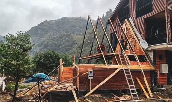 Fırtına Vadisi’ndeki izinsiz ve taşkın riski altındaki yapılar tek tek kaldırılıyor