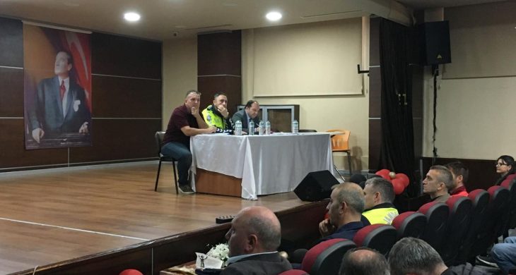 Servis sürücüleri ve rehber personellere eğitim verildi