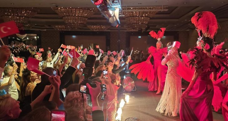 Cumhuriyet’in 102. Yılında Türk Eğitim Derneği’nden anlamlı balo