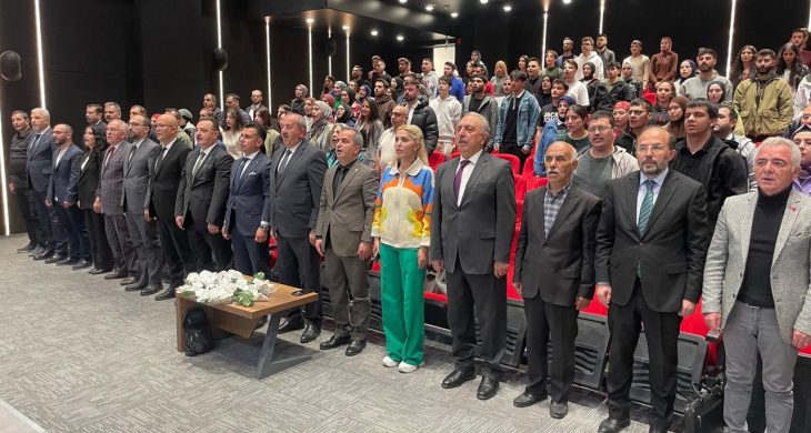 Erzurum’da Yeni Medya Çağı konuşuldu