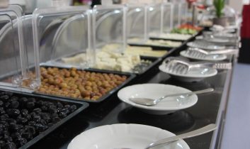 Şehit Mehmet Öter Turizm Lisesi, turizme yön veren eğitim modeliyle dikkat çekiyor