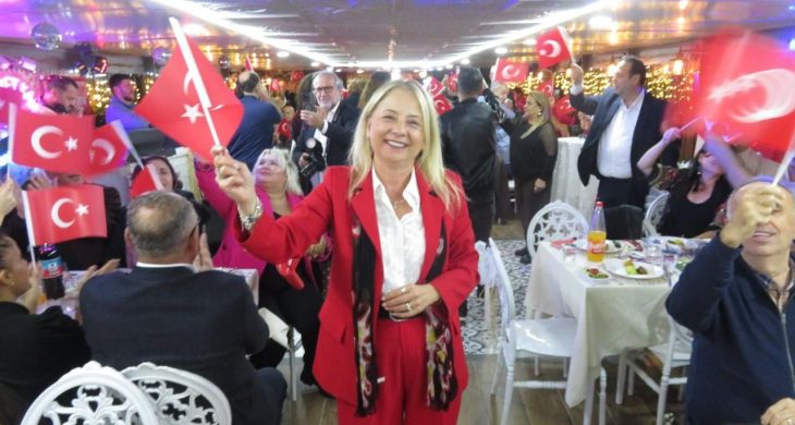 Cumhuriyet Kadınından birlik mesajı: TÜRSAB Başkan Adayı Aylin Özsavaş’tan güven ve şeffaflık sözü