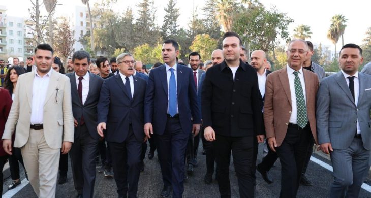 Dünya Asrın İnşasına şaştı kaldı