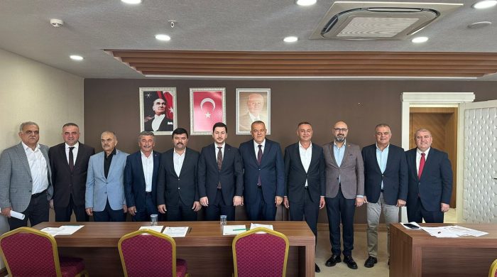 Salih Korkmaz: Mahallelerimizin sorunlarının takipçisiyiz