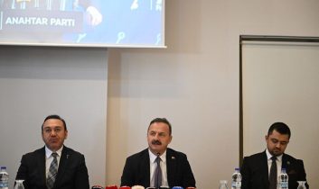 Yavuz Ağıralioğlu: Manisa’da zeytin üreticilerinin sorunlarına karşı komisyon kurulsun