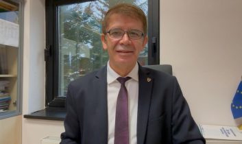 Prof. Dr. İrfan Kaya Ülger: Ukrayna savaşından en çok ABD kazançlı çıktı