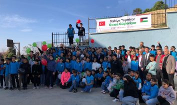 Aydın’da öğrenciler fidanlarla geleceğe nefes oldu