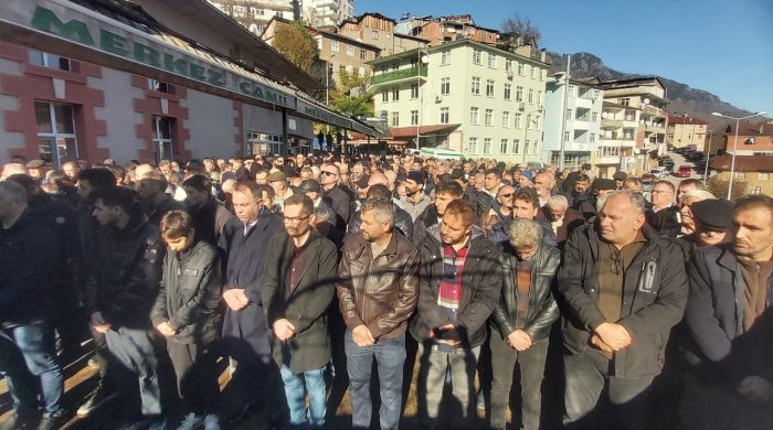 Murgulspor Kulübü Başkanı Öktem’in anne acısı