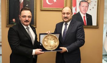 Başkan Gülpınar, TİMBİR heyetini ağırladı