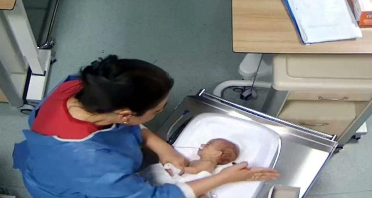 5 günlük bebeğe şiddet: Hemşire hakkında yakalama kararı