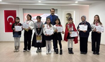 Artvin’de, İstiklal Marşı’nı güzel okuma yarışması düzenlendi