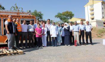 Sağlık Çalışanlarına Afet Acil Durum Eğitimi Verildi