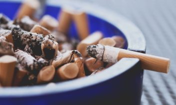 Yeşilay raporu: Her 3 kişiden 2’si sigaraya çocuk yaşta başlıyor