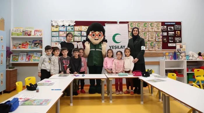 Yeşilay’ın 106. kuruluş yıldönümünde ilk ders zili bağımsız bir gelecek için çaldı