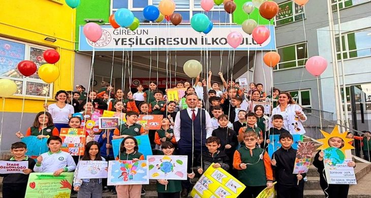 Yeşilgiresun İlköğretim Okulu 20 Kasım Çocuk Hakları Günü etkinliği