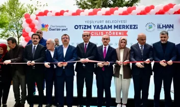 Yeşilyurt Otizm Yaşam ve Destek Merkezi hizmete açıldı