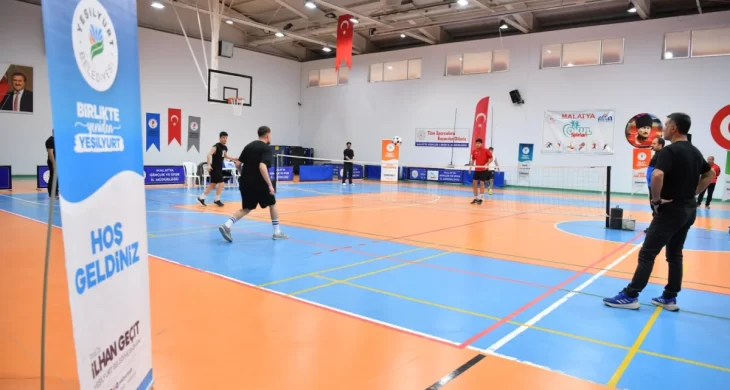 Yeşilyurt’ta 3. Ayak Tenisi Turnuvası başladı
