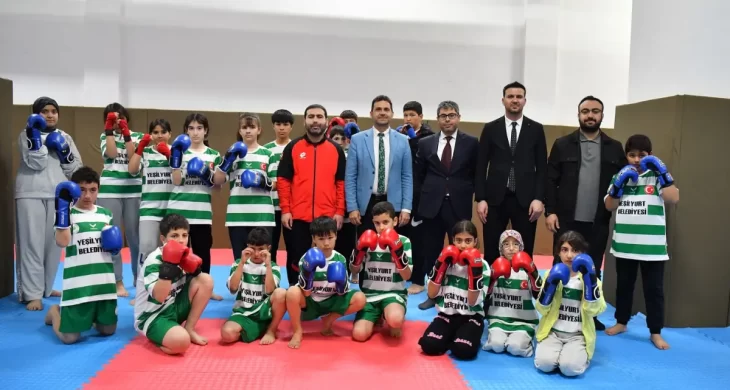 Yeşilyurt’ta Recep Tayyip Erdoğan İlkokulu’nun spor salonu yenilendi