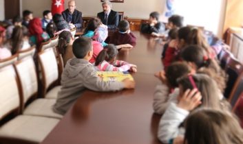 Başarılı Olmak İçin Çok Çalışmalı Ve Çok Okumalıyız